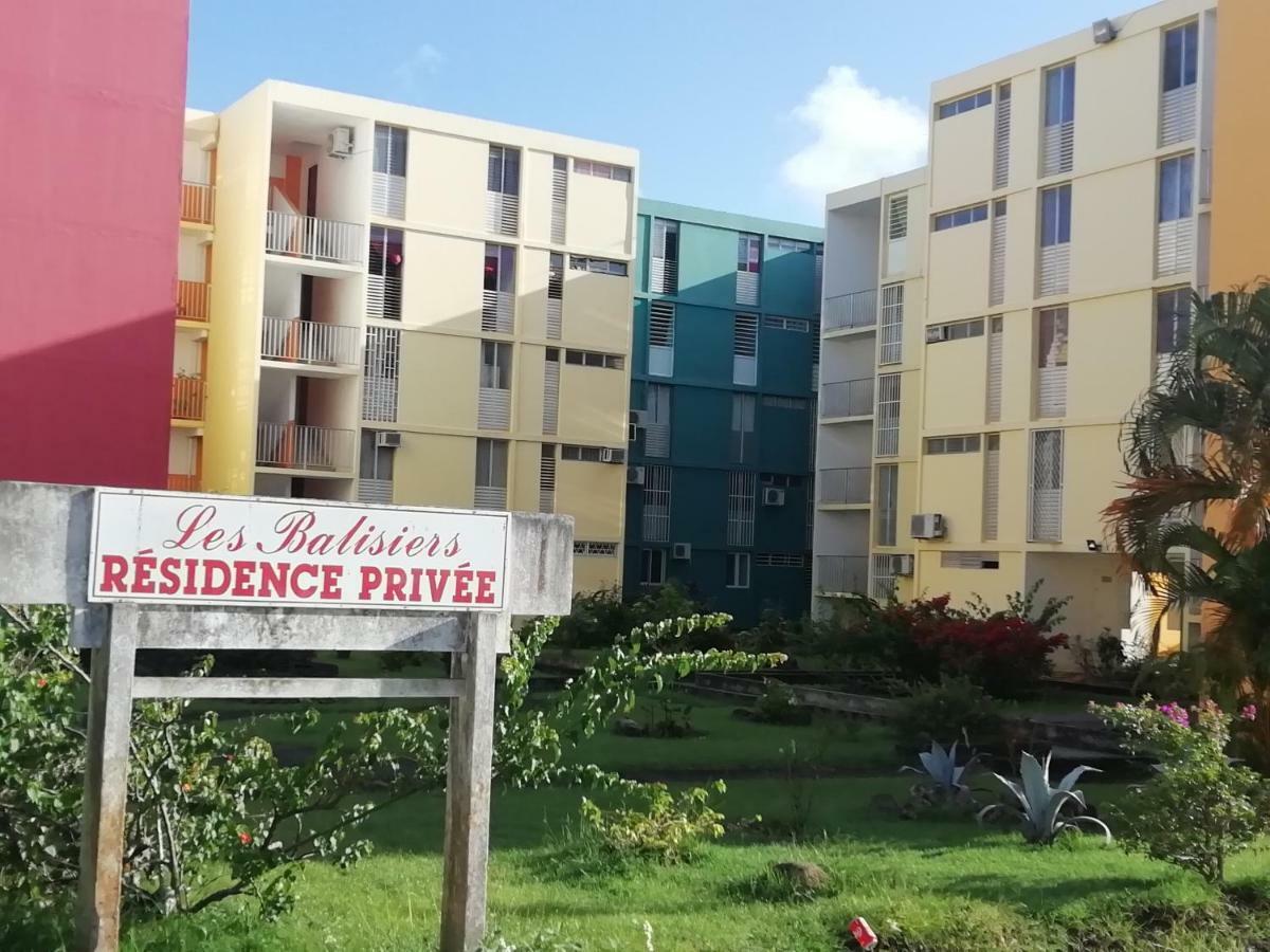 La Belle Rose Des Iles Apartment Les Abymes Luaran gambar