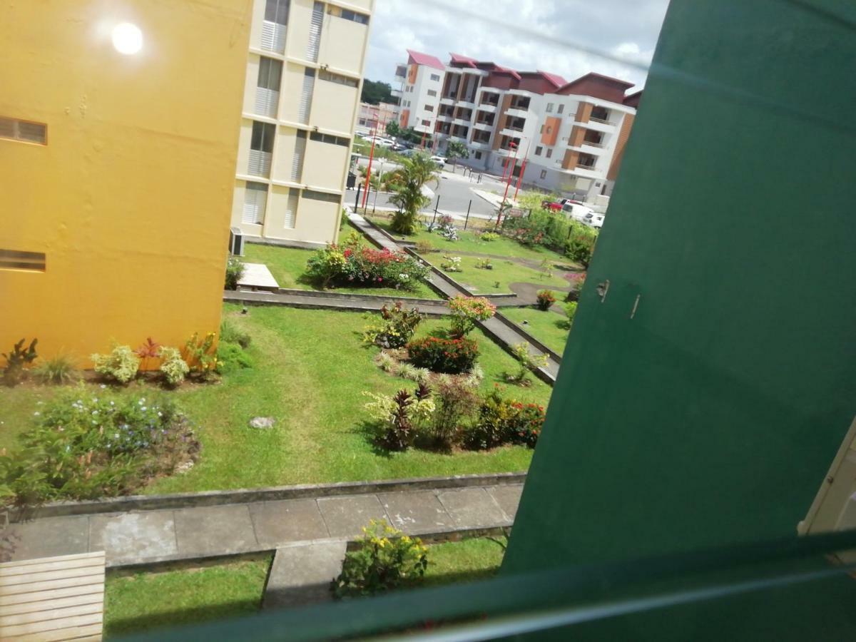 La Belle Rose Des Iles Apartment Les Abymes Luaran gambar